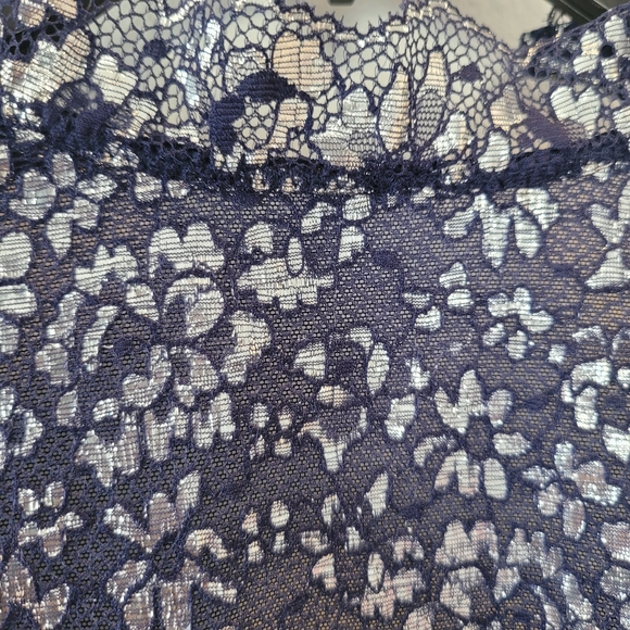 Victoria's Secret Navy Blue Lace and Silver Metalic Bodysuit Size Xs New - Picture 15 of 16